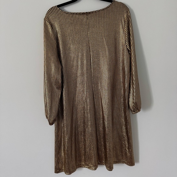 NWT Nicole Miller Gold Metallic Long Sleeve Shift Dress Women's 1X - Picture 4 of 8